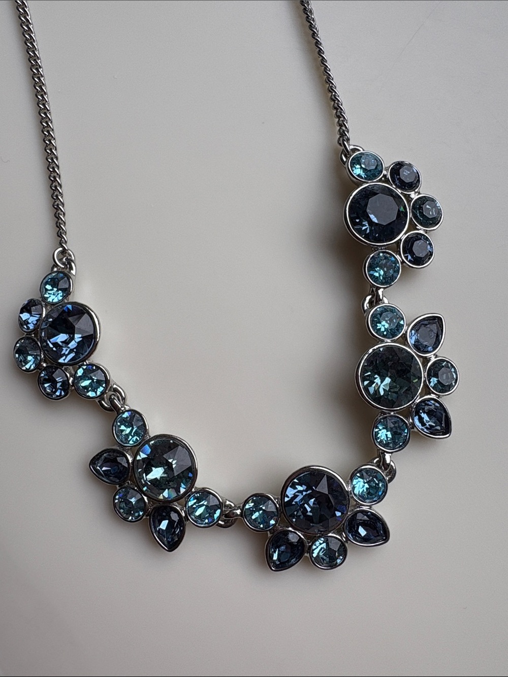 Elegant Blue Crystal Statement Necklace